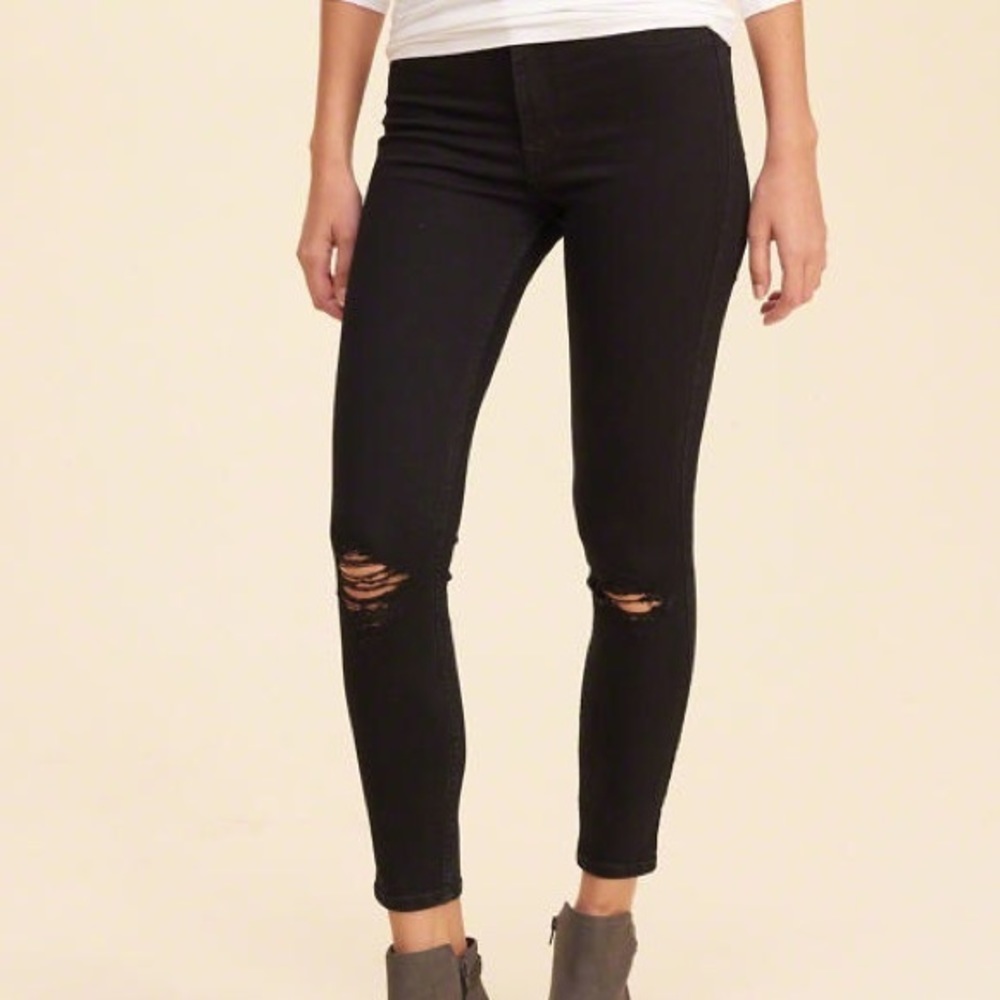 Hollister high rise crop black ripped jean